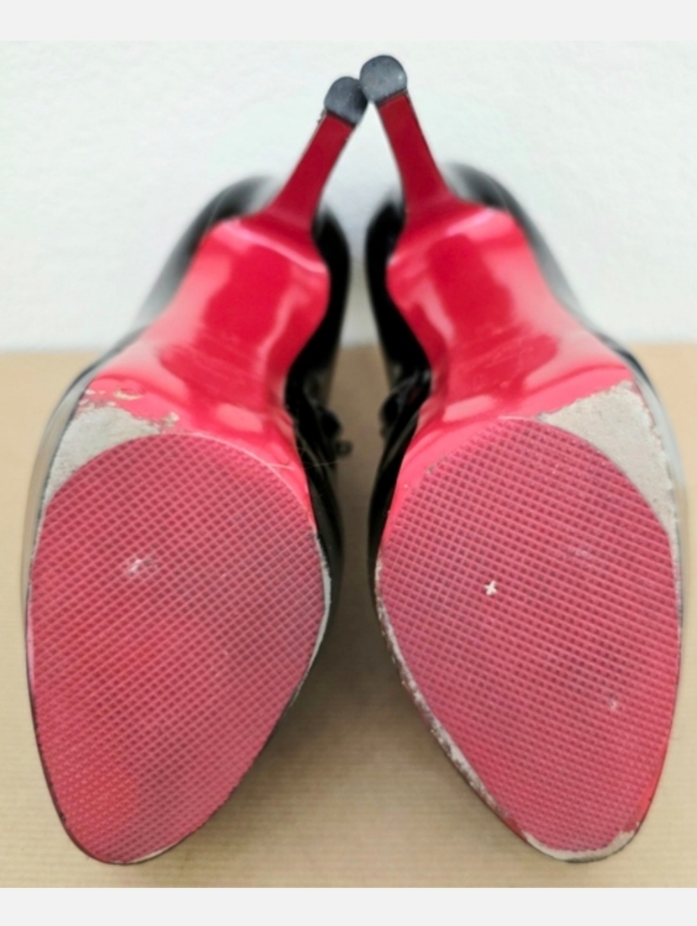 Authentic Christian Louboutin Black Patent Leather Ankle Boots Booties EU 39 - Picture 12 of 14